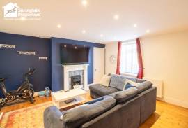 3 bedroom, End of terrace house for sale