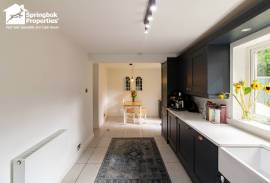 3 bedroom, End of terrace house for sale