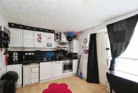 2 bedroom, End of terrace house for sale