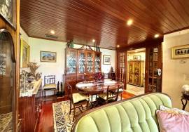 2-beds apartment with river view