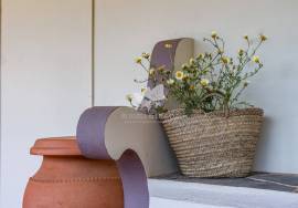 Detached, modernised 3 bedroom quinta in country location with 2500m2 plot North of Tavira. Detached, modernised 3 bedroom quinta in country location with 2500m2 plot North of Tavira.