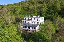 Excellent 10 Bed House For Sale In Vohl