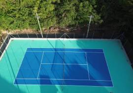 Lambert Beach Beachfront and Hillside Lots