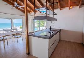 Villa 28, Lambert Beach