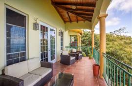 Halhouse, George's North Side