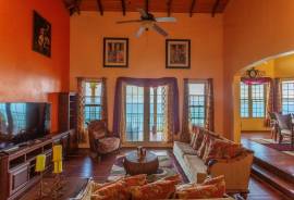 Halhouse, George's North Side