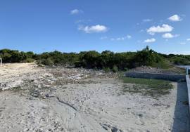 Pearl Point Beachfront Lot 28