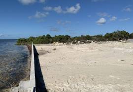 Pearl Point Beachfront Lot 28