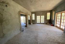 Brewer's Bay Apartment Fixer Upper