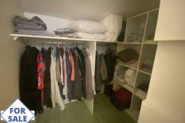 Spacious Renovated Town House With Workshop And Shed