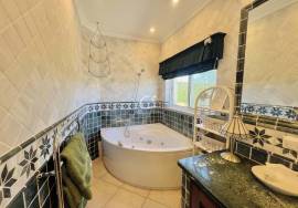 Beautiful 3+1bedroom villa with breath-taking views near São Brás de Alportel