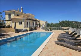 Beautiful 3+1bedroom villa with breath-taking views near São Brás de Alportel