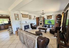 Beautiful 3+1bedroom villa with breath-taking views near São Brás de Alportel