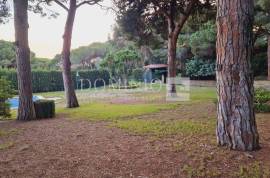 Residential complex in Sant Andreu de Llavaneres of 5.800 m2 with 1.200 m2 built