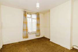 3 bedroom, Terraced House for sale