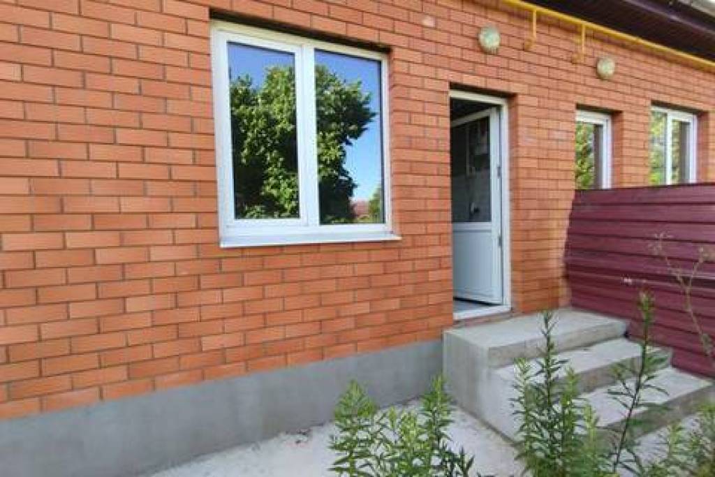 2 комн. квартира, 1/1 эт, 49 м2