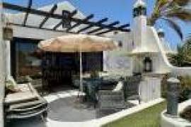 1 Bedroom Bungalow For Sale