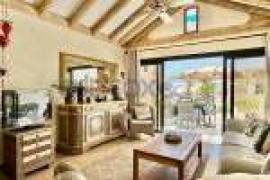 1 Bedroom Bungalow For Sale