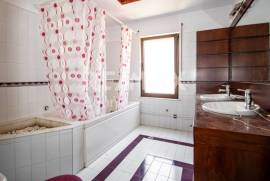Maisonette 295 sq.m for sale
