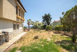 Maisonette 295 sq.m for sale