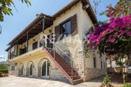Maisonette 295 sq.m for sale