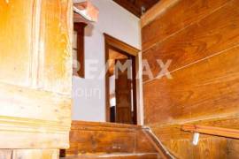 House 242 sq.m for sale