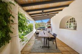 Single storey villa with 3 bedrooms and swimming pool in Silveira - São Marcos da Serra