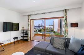 2 Bedroom Apartment in Condominium with Pool and Box Garage - Riverside Zone in Portimão