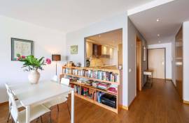 2 Bedroom Apartment in Condominium with Pool and Box Garage - Riverside Zone in Portimão