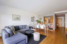 2 Bedroom Apartment in Condominium with Pool and Box Garage - Riverside Zone in Portimão