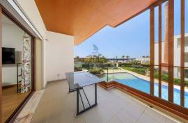 2 Bedroom Apartment in Condominium with Pool and Box Garage - Riverside Zone in Portimão