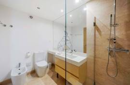 2 Bedroom Apartment in Condominium with Pool and Box Garage - Riverside Zone in Portimão