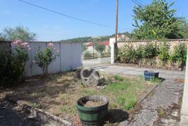 T4 single storey house under construction 6km from chaves city center