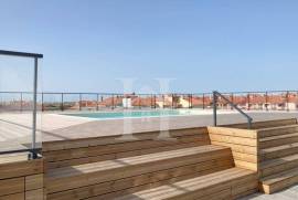 Apartamento T2 com Piscina no Rooftop, junto à Praia da Consolação