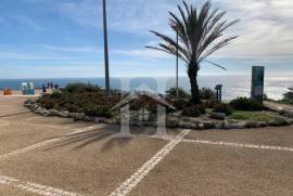 Loja com 250m2 e Vista Mar em São Pedro do Estoril