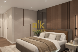 2 bedroom apartment with pool view