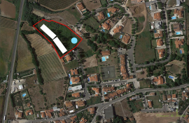 Building Land of 9,354 m² - Approved Construction Project of 4500m2– Invest. Opportunity-  Turcifal