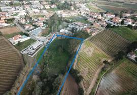 Building Land of 9,354 m² - Approved Construction Project of 4500m2– Invest. Opportunity-  Turcifal