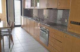 4 bedroom apartment in the privileged area of São Vitor, close to the highway park