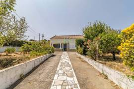 3 bedroom village house on a land of 8250 sq.m for sale, in Bordeira - Aljezur