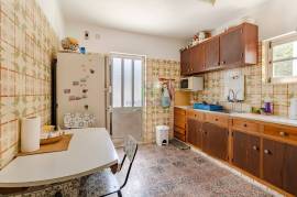 3 bedroom village house on a land of 8250 sq.m for sale, in Bordeira - Aljezur