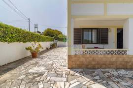 3 bedroom village house on a land of 8250 sq.m for sale, in Bordeira - Aljezur