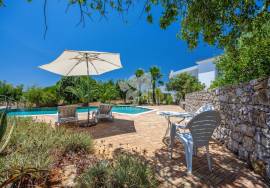 3 bedroom multi-level villa with pool, garage & c. 3.8 acres of land. Near Santa Catarina. 3 bedroom multi-level villa with pool, garage & c. 3.8 acres of land. Near Santa Catarina.