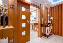 Modern 2 Bedroom Apartment in Vilamoura with Pool and Jacuzzi, Vilamoura