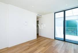 2 bedroom villa with private pool in central area, Vilamoura