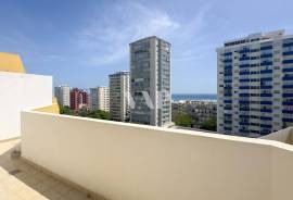 Studio flat with sea view in Quarteira