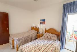 2-Bedroom Apartment with Sea View, Quarteira