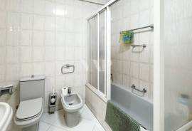 2-Bedroom Apartment with Sea View, Quarteira