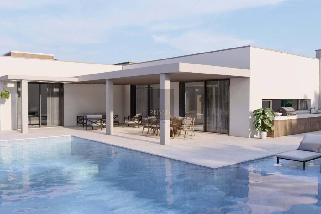 Luxury Sea View Villa with Pool & Roof Terrace Near Vilamoura, Algarve