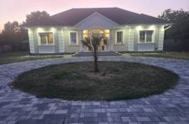 Luxury 3 Family Home for Sale In Békéscsaba